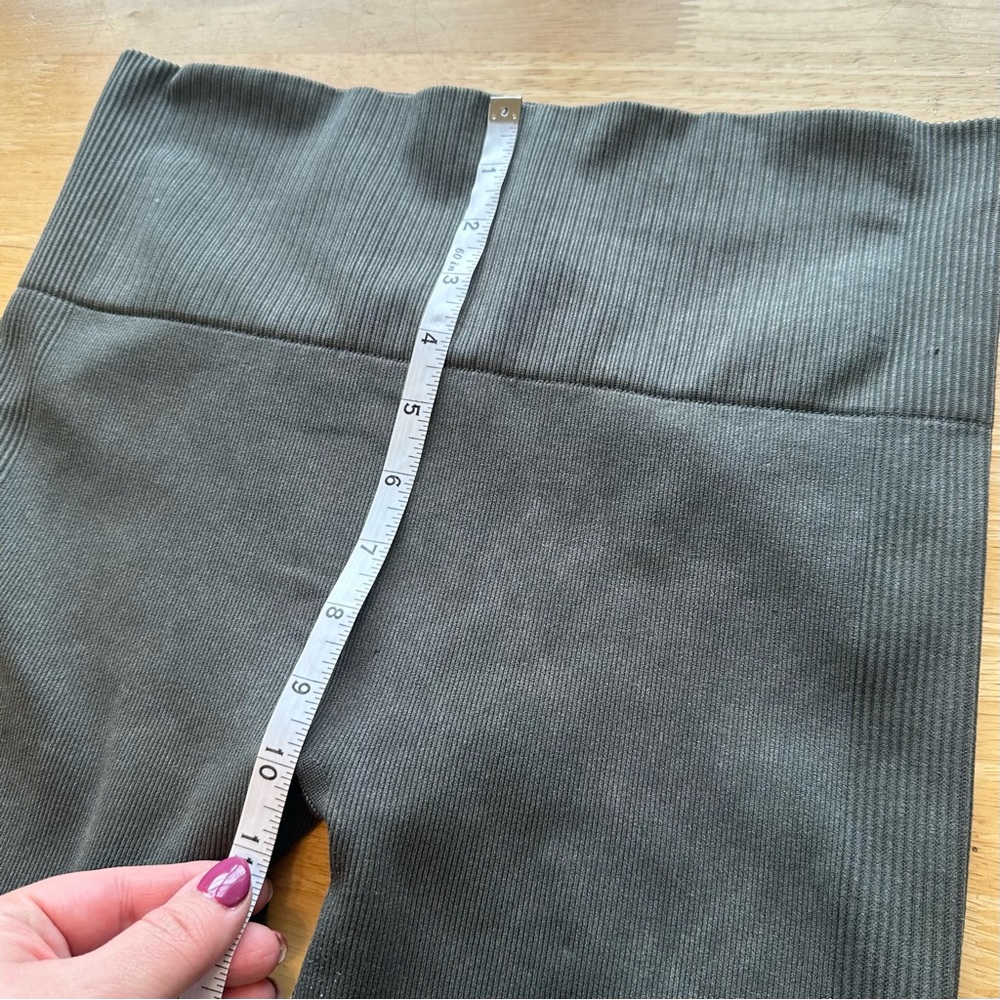 SPANX Compression Legging Size XL Gray / Green Seamless Yoga Slimming Pant - Picture 5 of 8